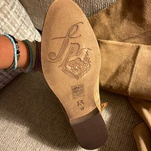 Free people knee length boots size 7 tan color